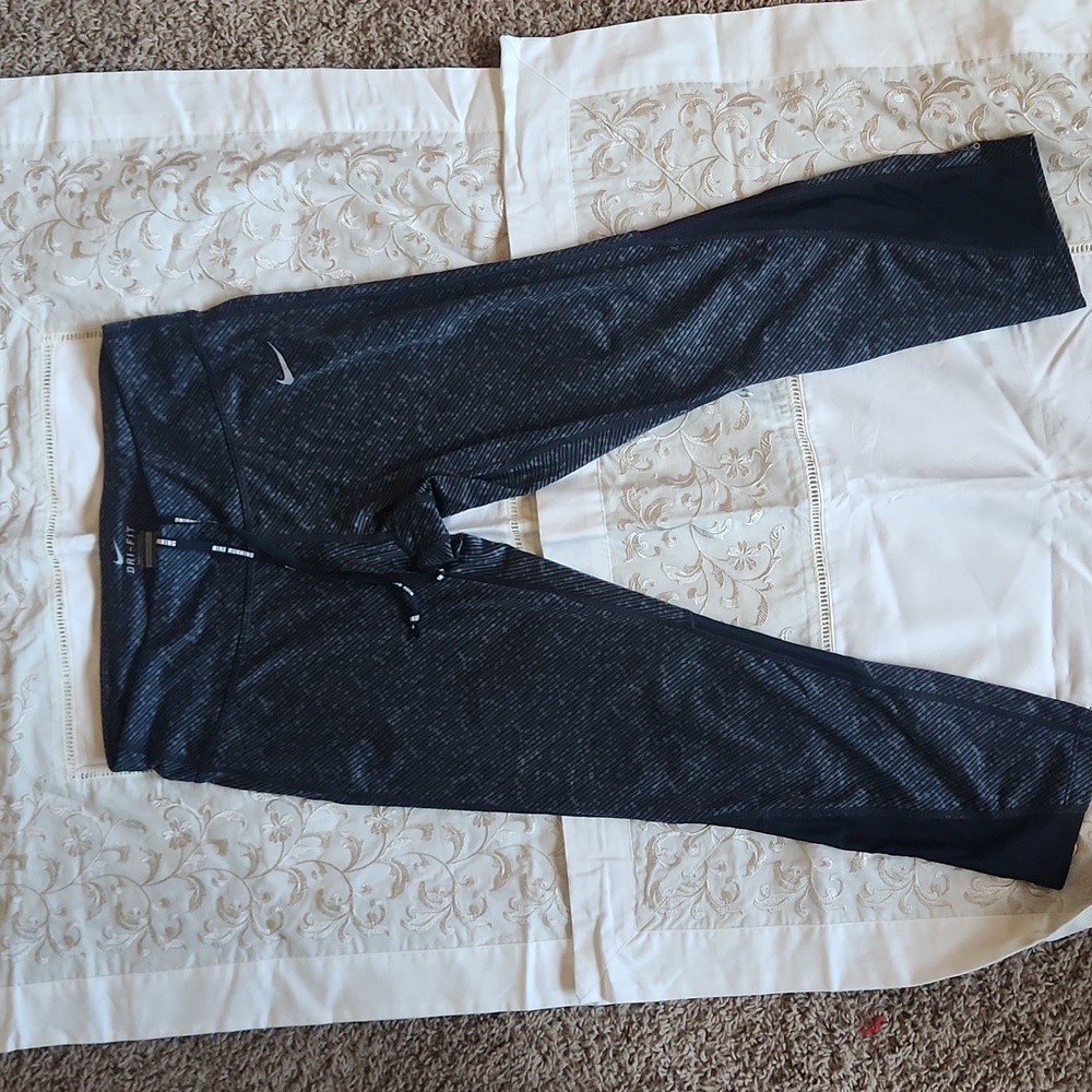 nike dri fit running capri drawstring  capri-like new